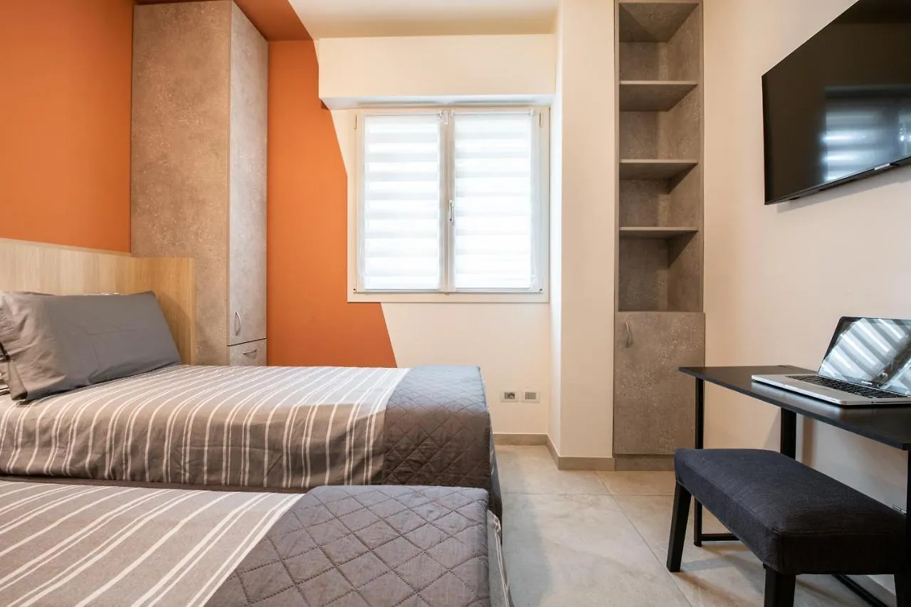 Renzi 23 Apartamento Cattolica 0*,  Itália